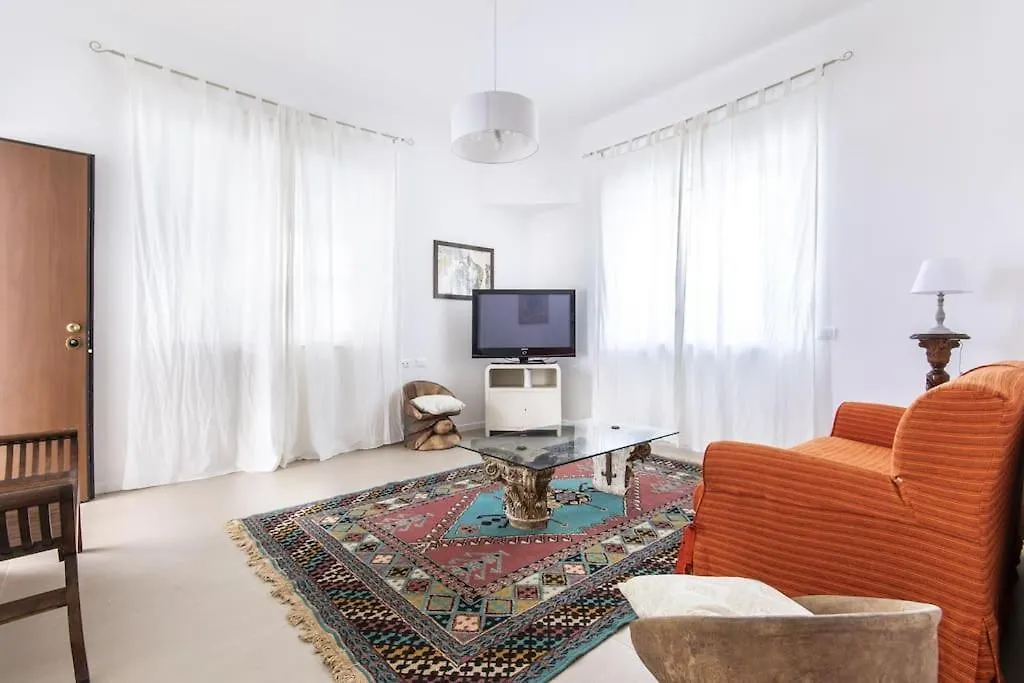 Villa Maia Palermo 0*,  İtalya